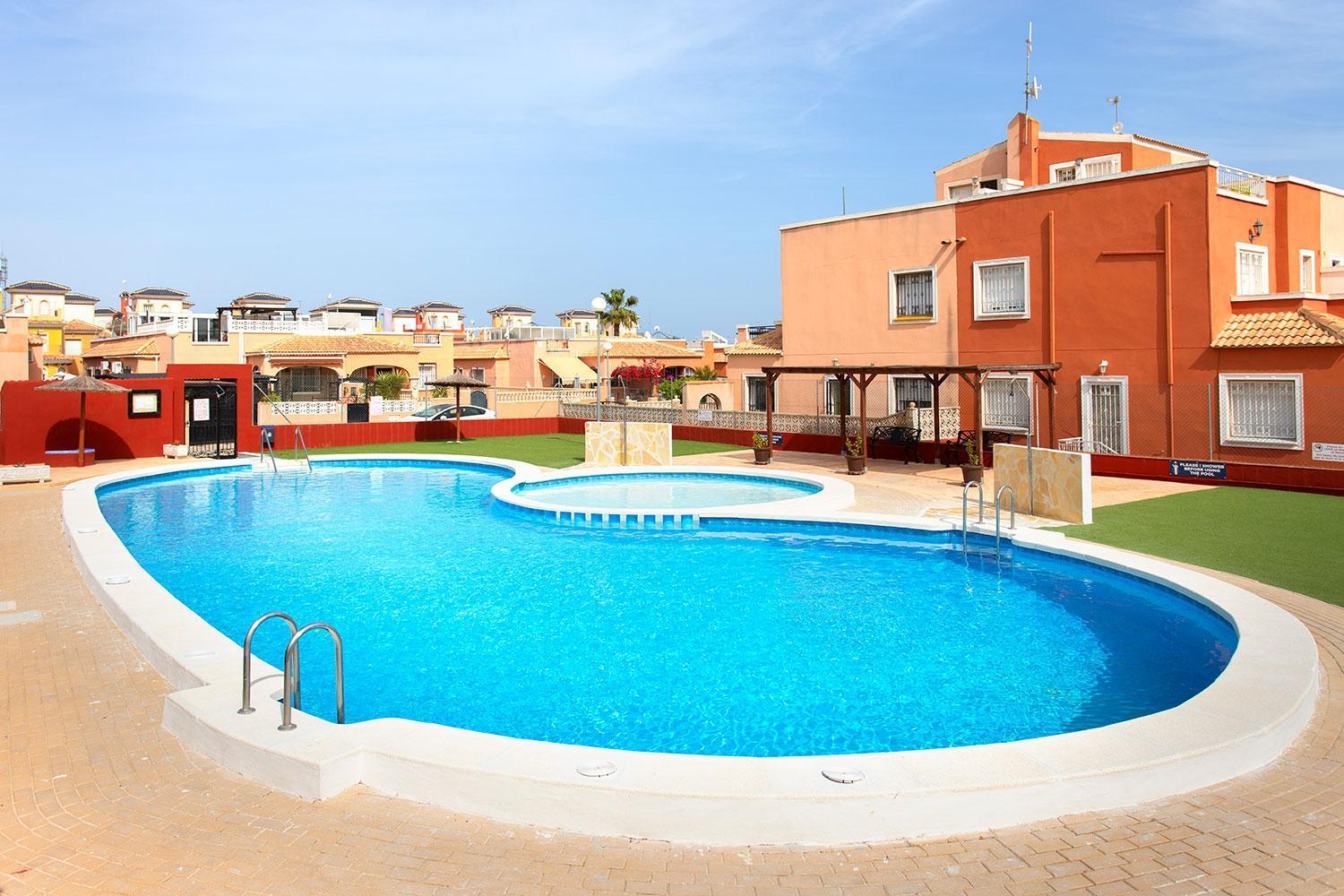 Bungalow La Herrada Los Montesinos Eksteriør billede